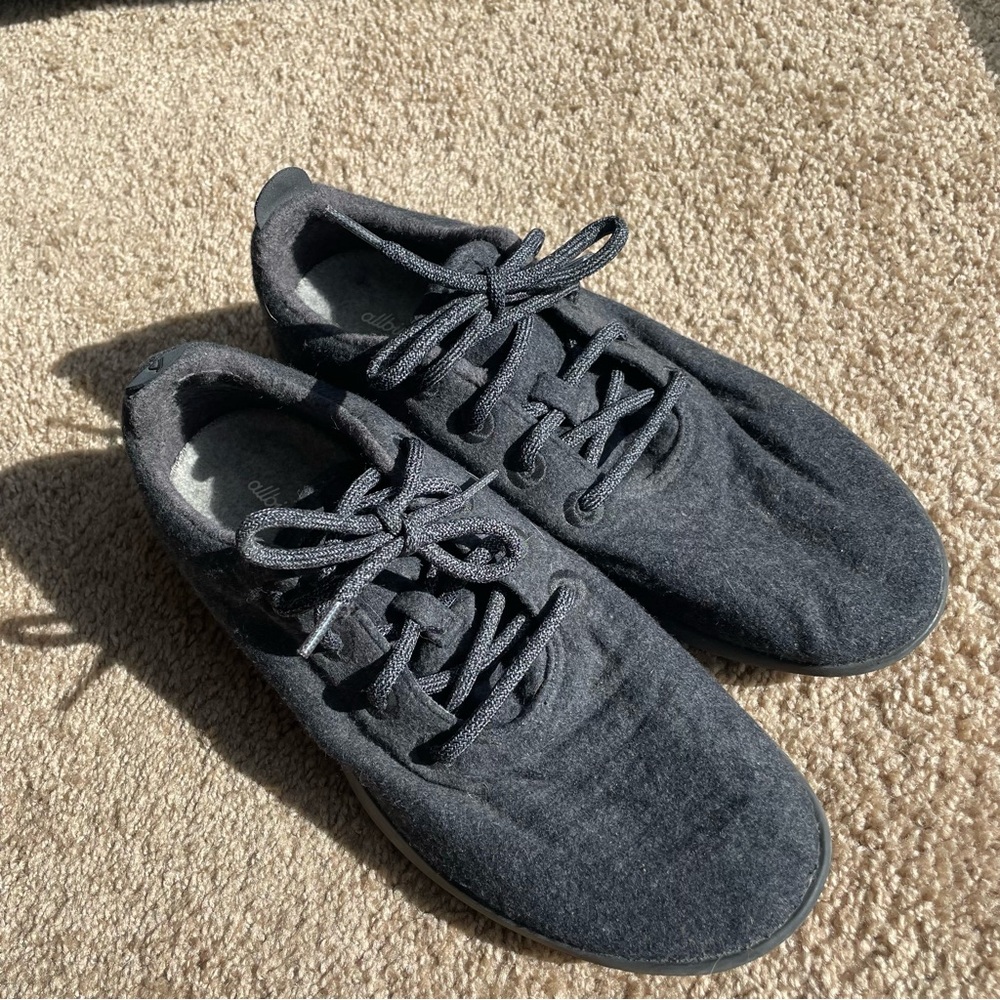 Allbirds Black Wool Runners. Size 11M. Lightly used.